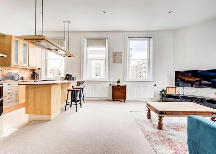 Duplex Apartment Shoreditch - The Living Elite Collection